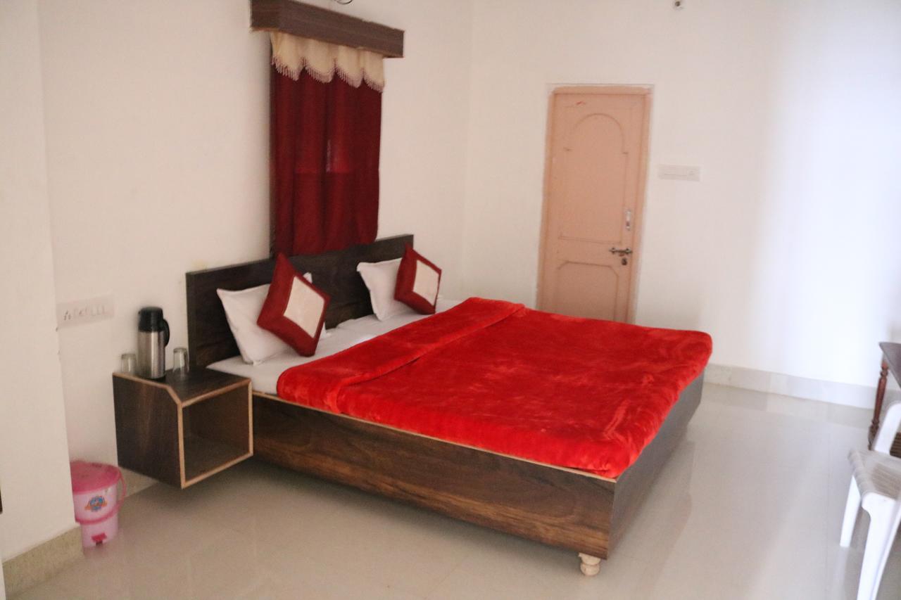 Hotel Santosh Guest House Jodhpur  Exterior photo